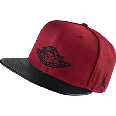 JORDAN RETRO AJ 1 LOGO RED SNAPBACK