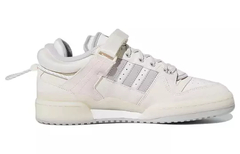 ADIDAS FORUM BUCKLE LOW X BAD BUNNY “LAST FORUM” - comprar online