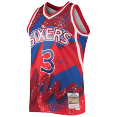 Philadelphia 76ers Allen Iverson Mitchell & Ness Red Hardwood Classics 1996/97 Hyper Hoops Swingman Jersey - comprar online
