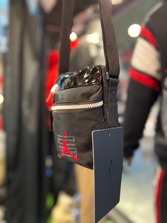 Air Jordan Retro 11 ‘bred’ Shoulder Bag - comprar online